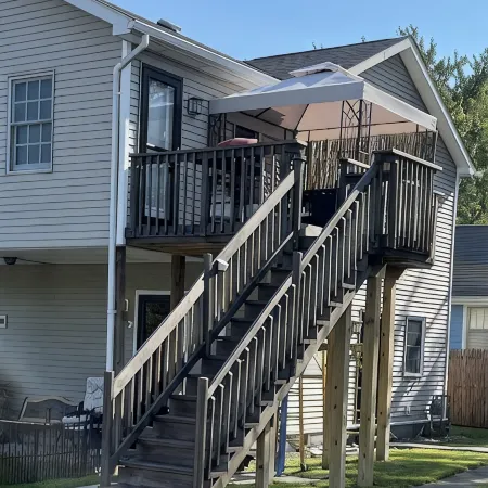 Beautiful new Lake Erie- view rental