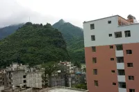 Bama Shanshui Bipoyuan Hotel - غرفة مطلة على الجبل