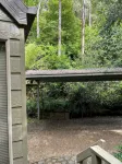 Self contained cottage in 8 acres of amazing gardens adjoining the Ovens River - 3 stelle