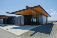 Suite Home @ Cave B - 2BR - Walk to the Gorge - 4성급
