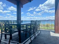 North Star Retreat Sleeps 34 - 샬레 호텔