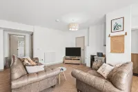Luxury 3 Bedroom Cottage with Garden, Private Courtyard, in the heart of Killin. - Alloggi