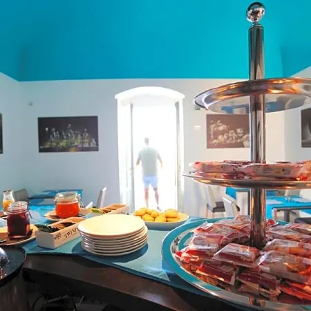 Zafran Boutique Hotel