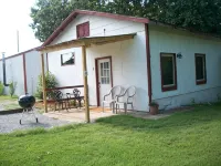 Spacious Norfork Lake View Bunkhouse, Resort Amenities, Family/Fishermen/Pets - Hytter