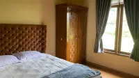 Villa Tangkuban Foothills Lembang - 5 Bedrooms - Private - พร้อมระเบียง