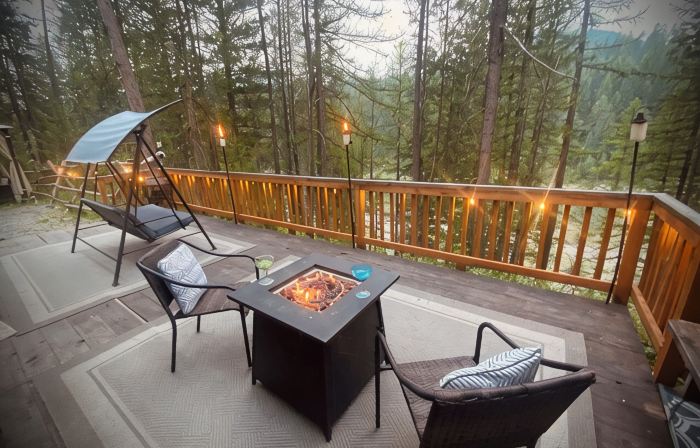 Secluded riverfront RV 7 Miles from Glacier National Park!