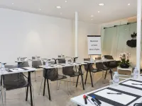Hôtel des Ducs d'Anjou Hotels near Chatelet Theatre