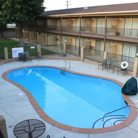 Menifee Inn