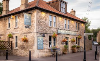 Rose and Crown Bath