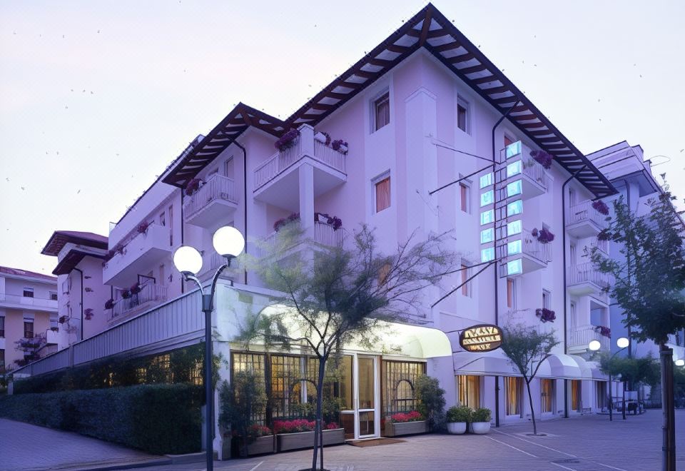 hotel overview picture