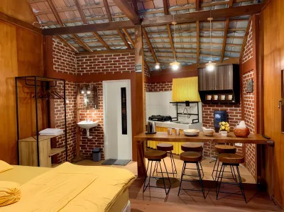 Pondok Anteng Hotel dekat Kebun Strawberry