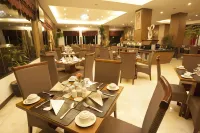 โรงแรมแกรนด์ร็อกกี้ - พร้อมอาหารเช้า