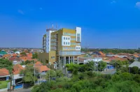 DAFAM Pekalongan Hotel dekat OLEH OLEH KHAS PEKALONGAN