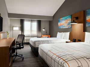 La Quinta Inn & Suites by Wyndham Salem or