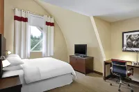 Four Points by Sheraton Surrey Hotels in Surrey