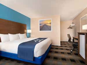 Days Inn by Wyndham Middletown/Newport Area