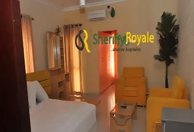 Sheriffyt Royale Hotel - Business Suite Hotels near Oluwaga Shopping Complex