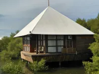 BeeJay Bakau Resort Hotel dekat Bee Jay Indra Loka