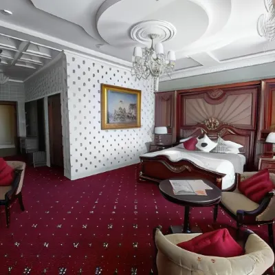 Molly O'Brayn Hotel Hotel dekat Bandara Khanty-Mansiysk