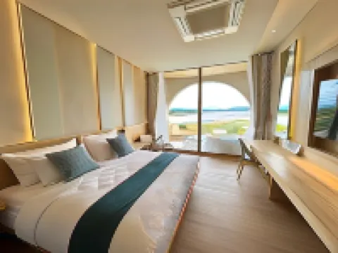 Le la Lake Resort and Spa Hotels near Kaeng Krachan National Park