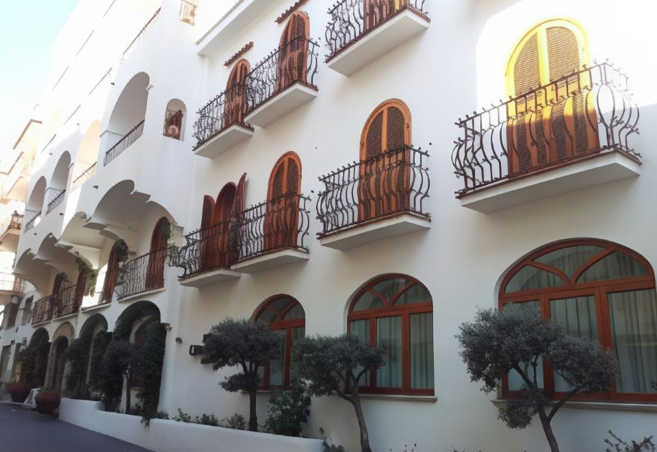 3. 빌라 로마냐 호..