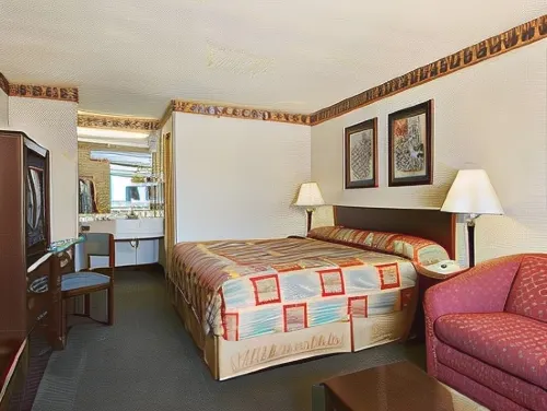 Quality Inn Calhoun North I-75 Hotel di Calhoun