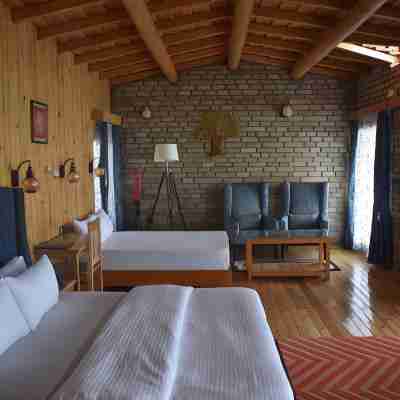 Kasar Himalaya Holiday Home, Binsar Rd Rooms