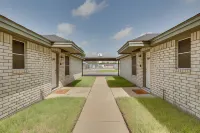 Welcoming Edinburg Apartment - Pet Friendly!