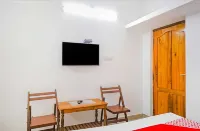 La Bell Residency Near Auroville Beach Hotels in Periyamudaliyar Chavadi