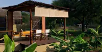 Jehan Numa Retreat Hotels near leopard