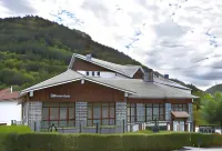 Hotel y Apartamentos SNÖ Isaba โรงแรมใน