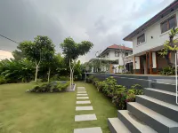 Villa Amethyst Lembang 4Br JB-2 with Private Pool Hotell i Cigugur Girang