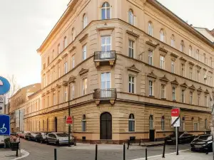 Grand Budapest Apartments