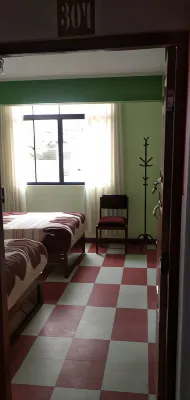 Hostal Eterna Primavera Hoteles cerca de Isla del Sol