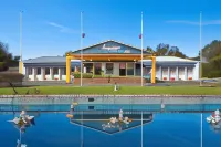 Byer Fountain Motor Inn Hotels in Holbrook