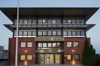 Livington Hotel Hotels near Telia