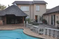 Pilgrims Delight Guest House - Pool