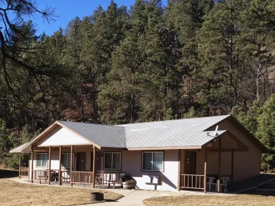 Elk Creek Resort