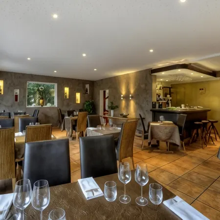 Logis le Printemps Hôtel Restaurant - Montélimar