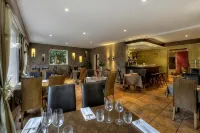 Logis le Printemps Hôtel Restaurant - Montélimar - Parkplatz