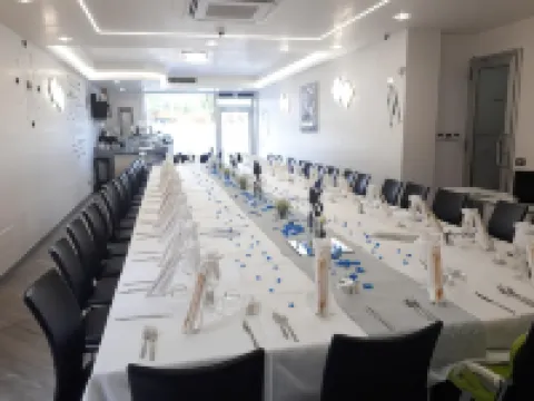 B&B Brezza Marina & Ristorante Shoreline