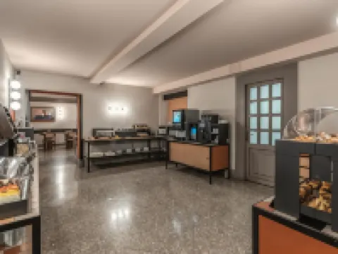 โรงแรมแมดิสัน โรงแรมในโรม