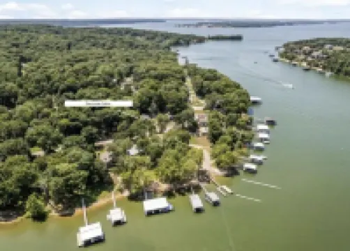 Remodeled cabin on Grand Lake with boat slip and boat dock.  Pet-Friendly!