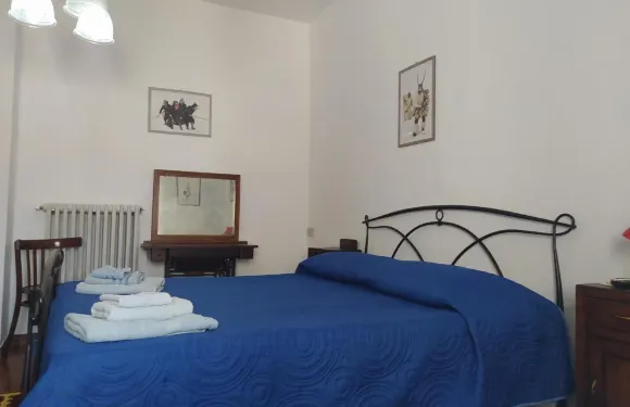 馬莫亞達中央家庭旅館