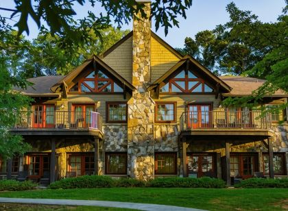 Lanier Islands Legacy Lodge