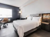 Holiday Inn Express TORONTO-NORTH YORK by IHG Hotels near Aviva Centre