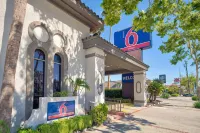 Suites Lawndale, CA – South Bay