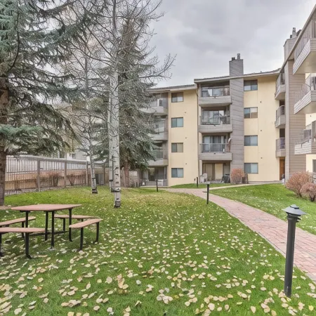 Colorado Escape w/ Pool Access & Mountain Views!