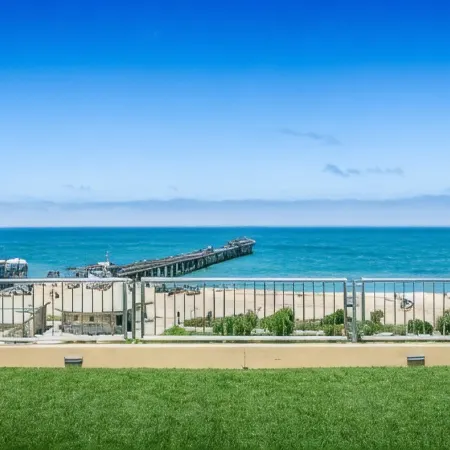 Hotel A la Mer