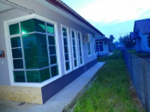 ริซคิน โฮมสเตย์ บาชอค โรงแรมใน